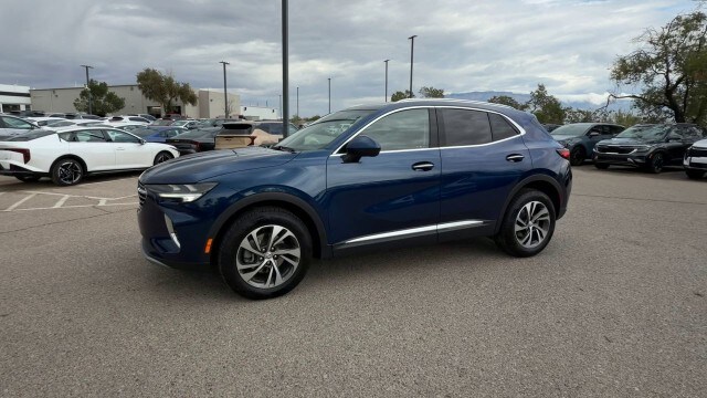 2023 Buick Envision Essence Image 3 of 33
