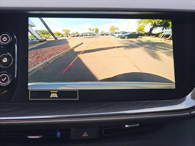 Vehicle image 22 of 24