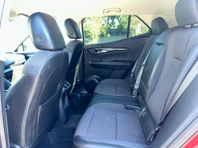 Vehicle image 9 of 18