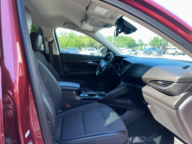 Vehicle image 11 of 18