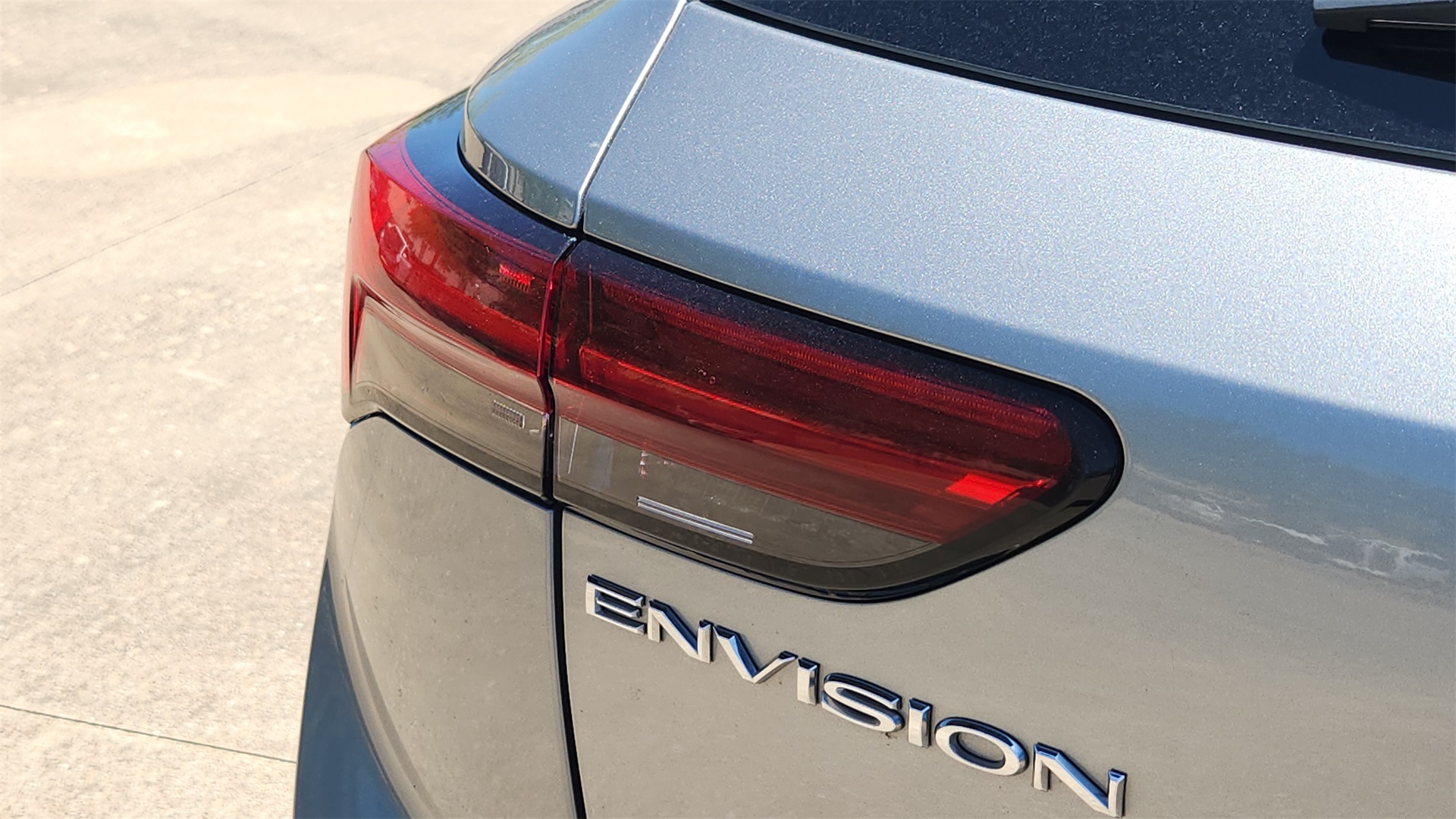 Vehicle image 32 of 35