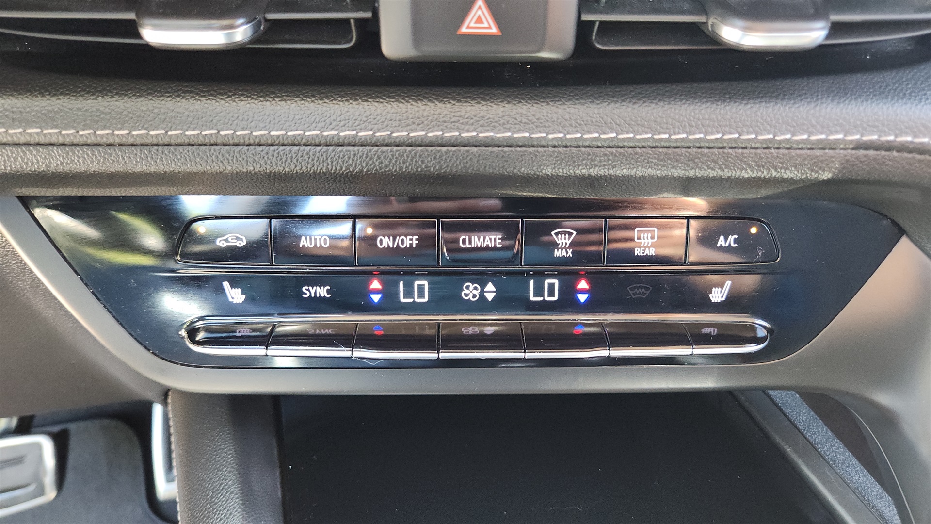 Vehicle image 13 of 35