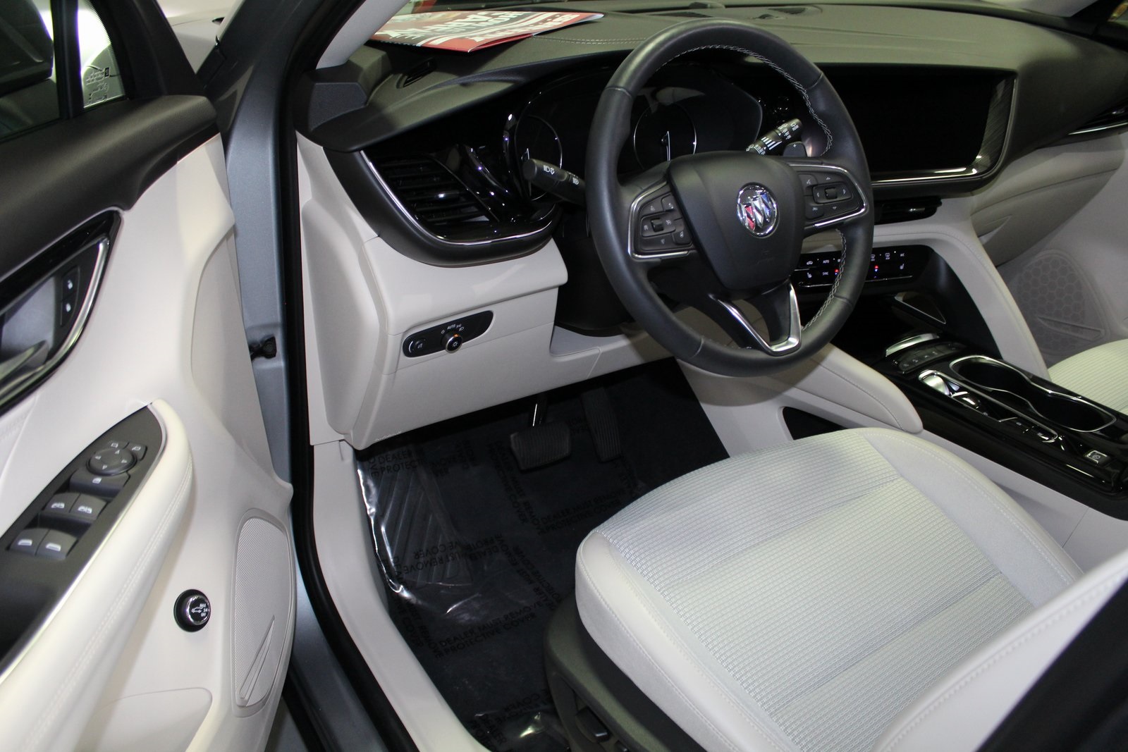 Vehicle image 21 of 34