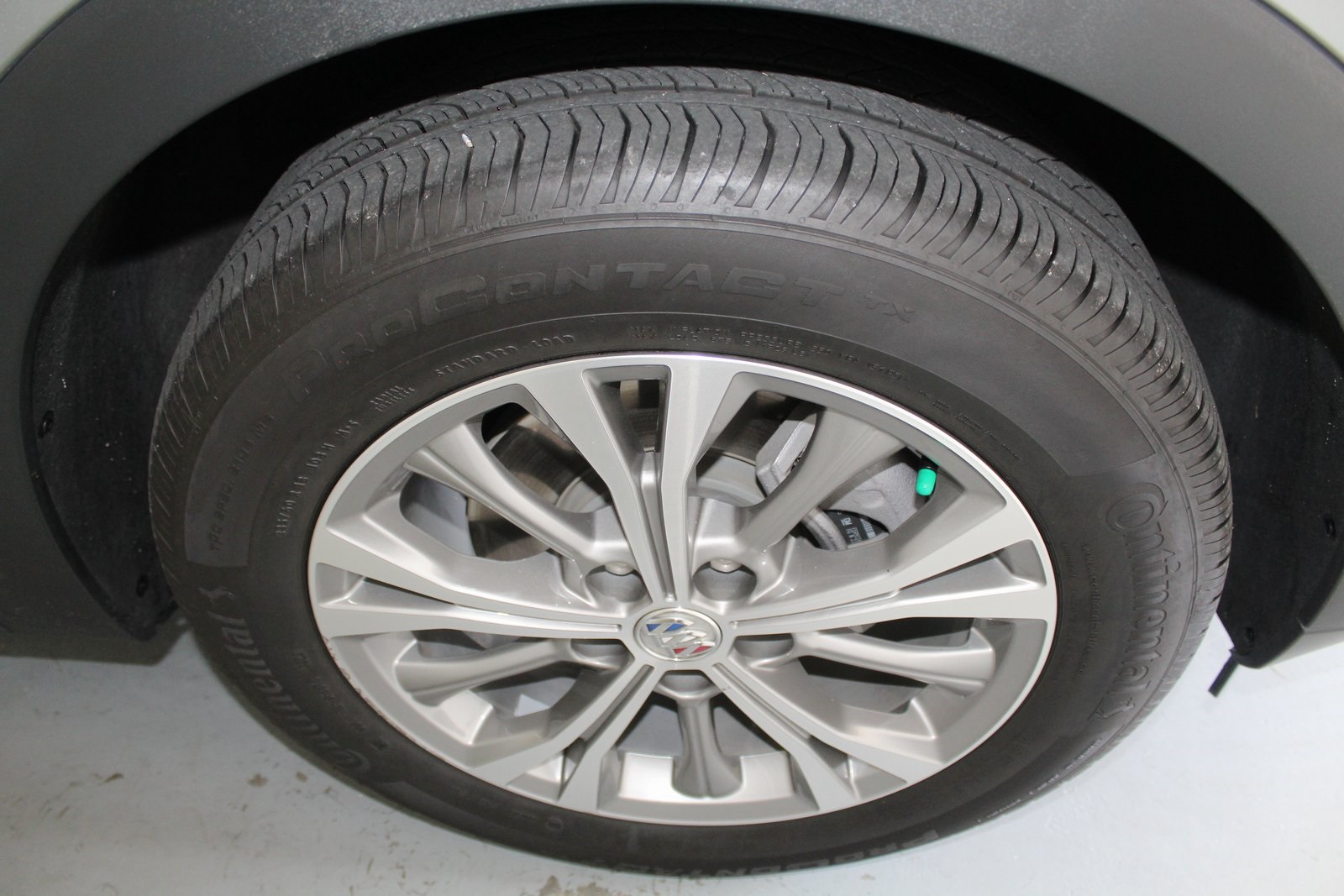Vehicle image 12 of 34