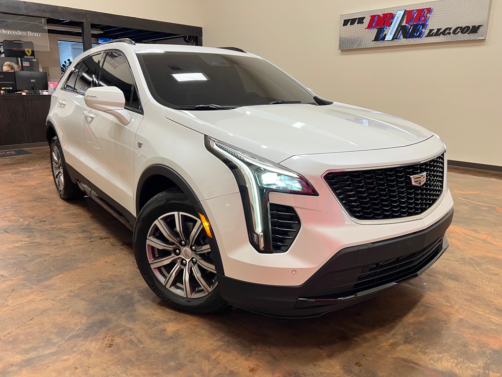 2023 Cadillac XT4 Sport Image 3 of 48