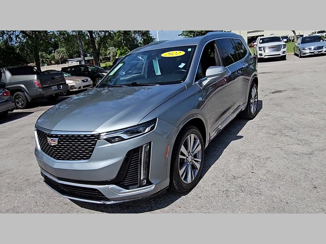 Vehicle image 7 of 35