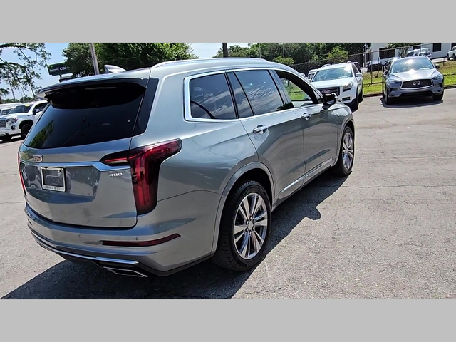 Vehicle image 15 of 35