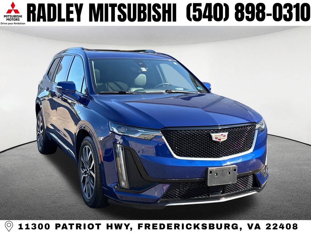 2023 Cadillac XT6 Sport Image 3 of 22
