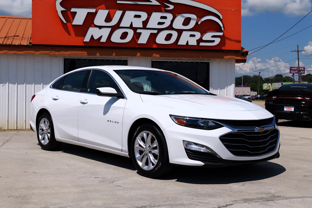 2023 Chevrolet Malibu LT Image 10 of 43