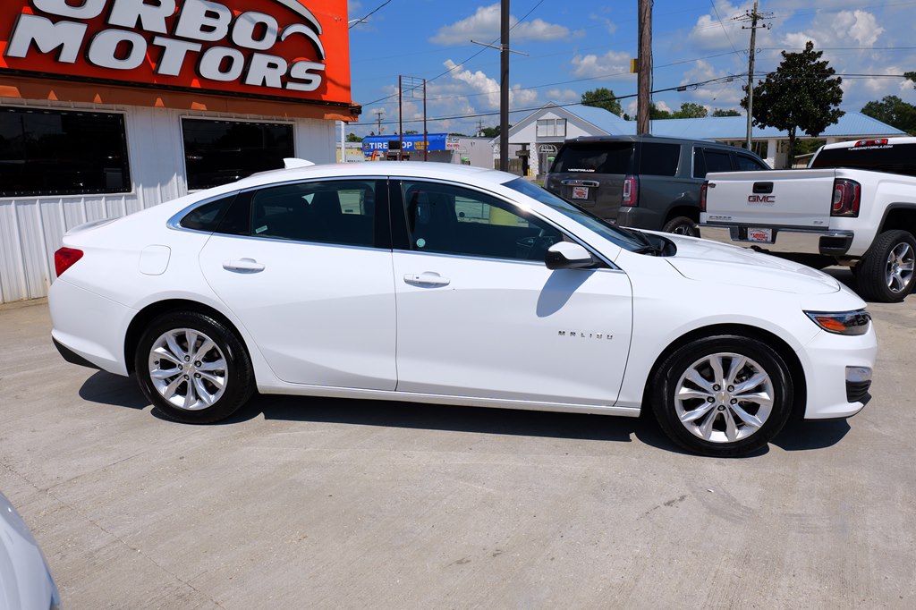 2023 Chevrolet Malibu LT Image 11 of 43