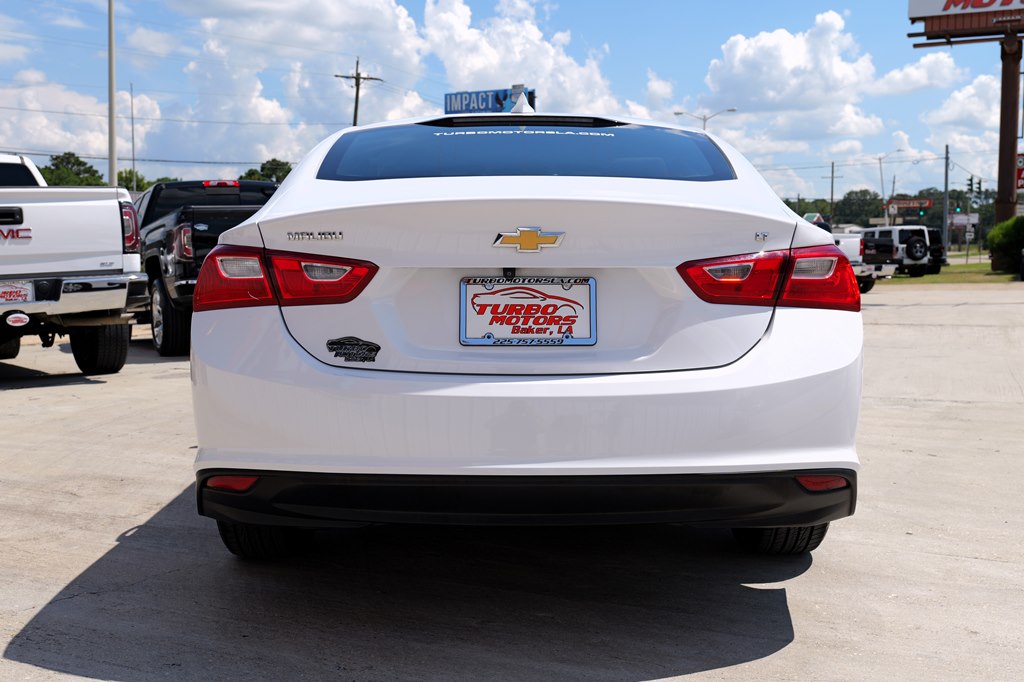 2023 Chevrolet Malibu LT Image 14 of 43