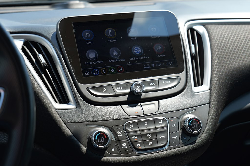 2023 Chevrolet Malibu LT Image 33 of 43