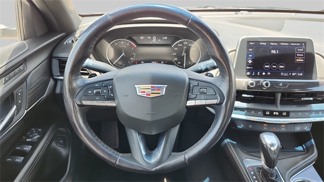 Vehicle image 18 of 43