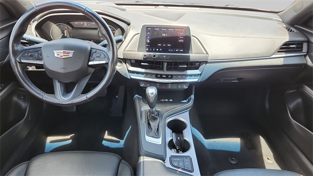 Vehicle image 16 of 43