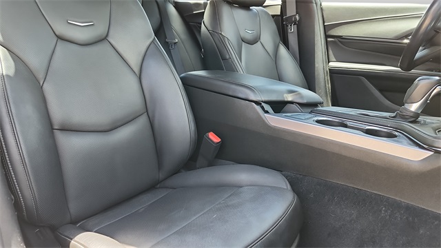 Vehicle image 12 of 43