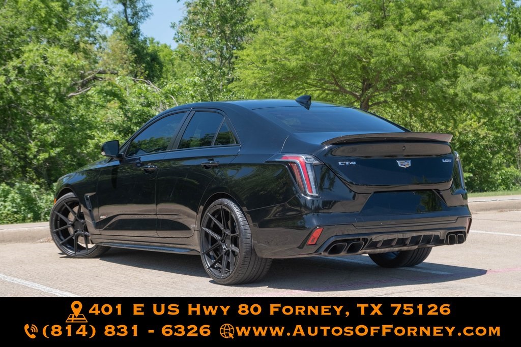 Vehicle image 4 of 17