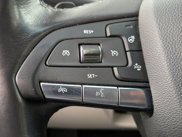 Vehicle image 16 of 24