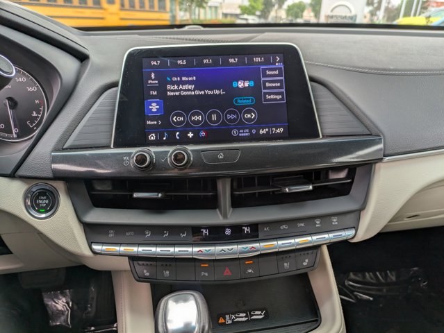 Vehicle image 19 of 24