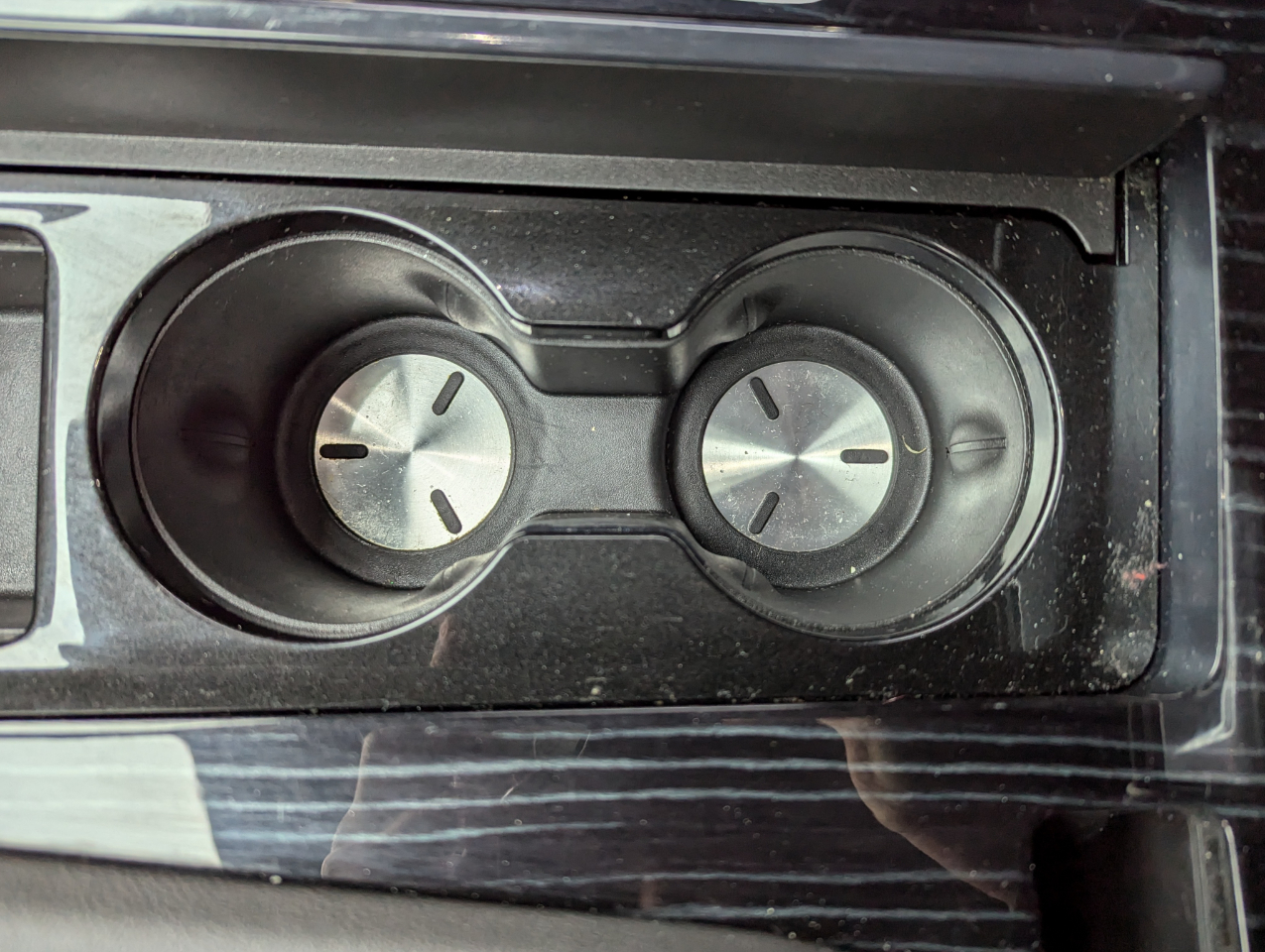 Vehicle image 32 of 56