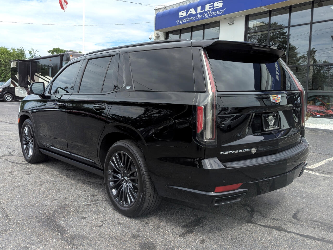 Vehicle image 5 of 56