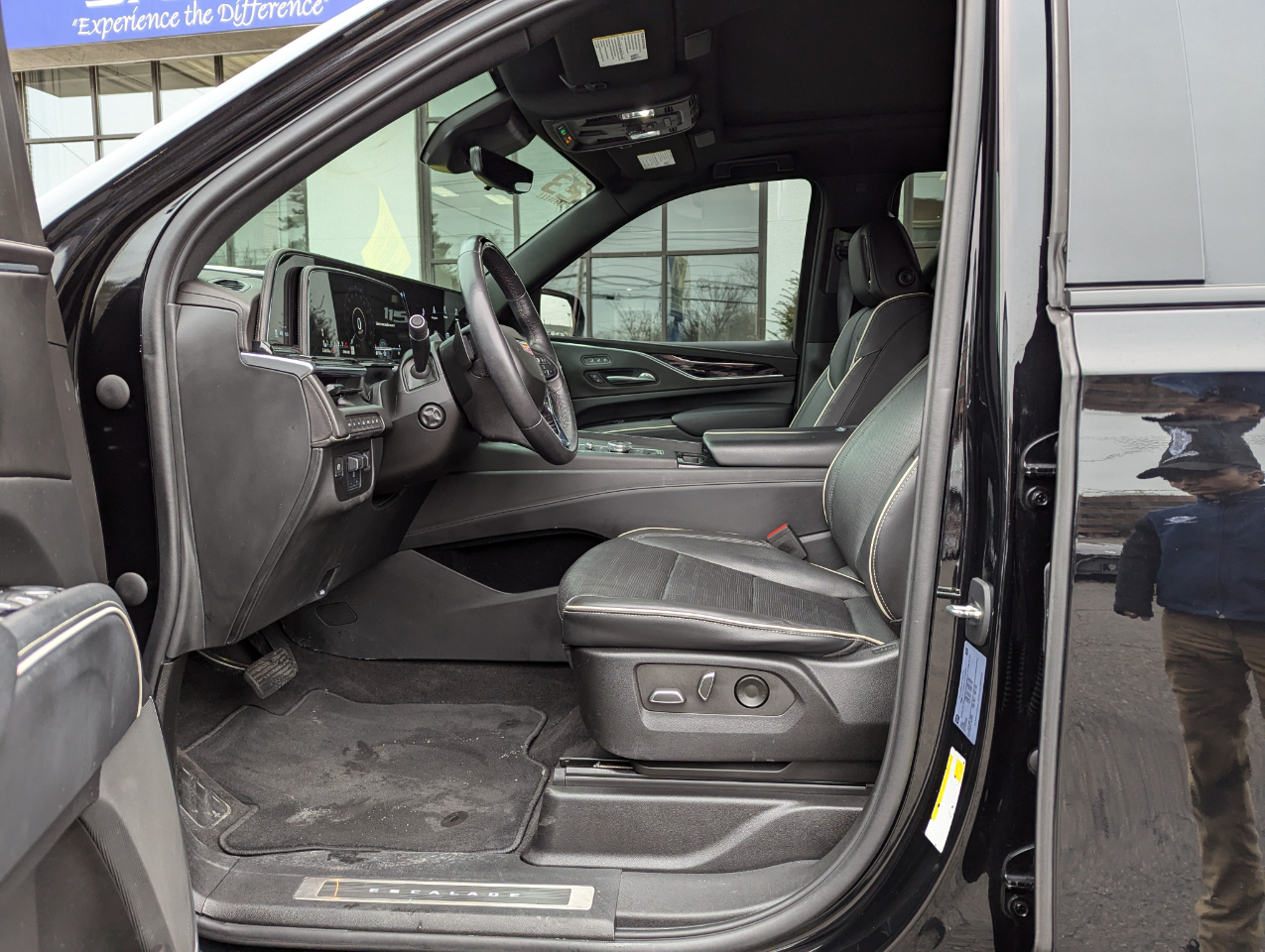 Vehicle image 16 of 56