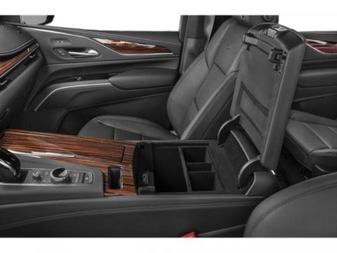 Vehicle image 8 of 16