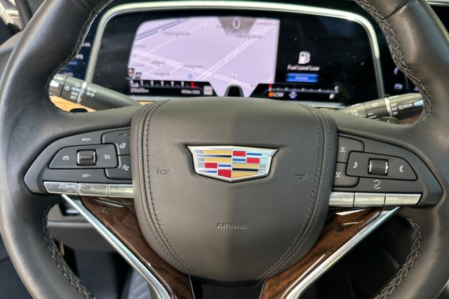 Vehicle image 25 of 31