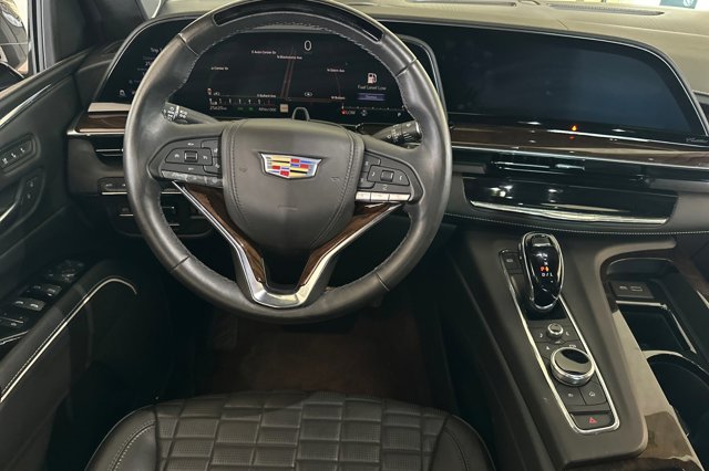 Vehicle image 14 of 31