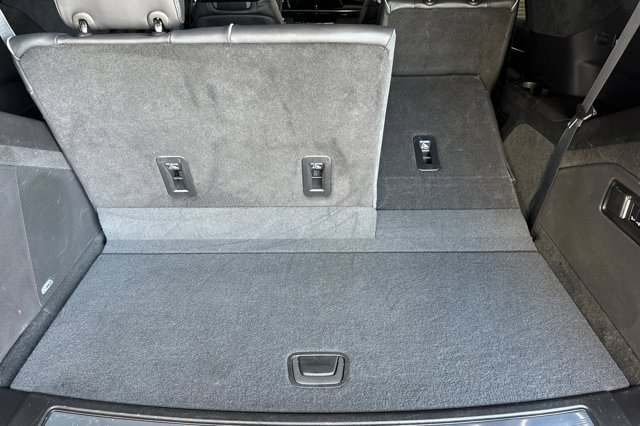 Vehicle image 16 of 31