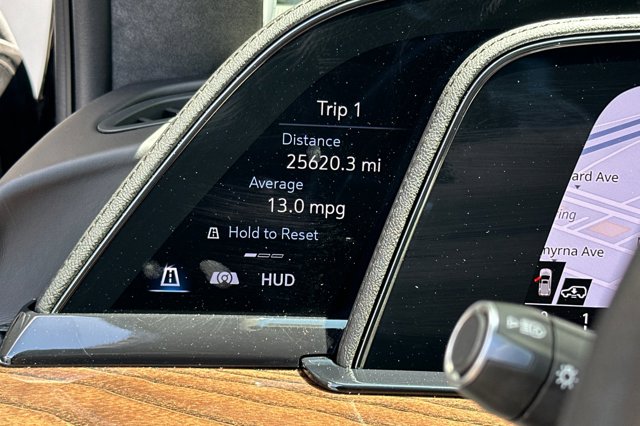 Vehicle image 27 of 31