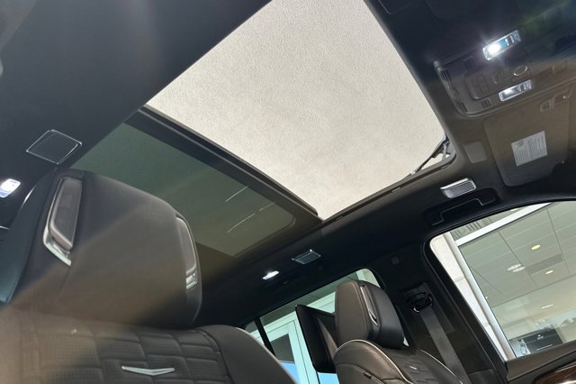 Vehicle image 18 of 31