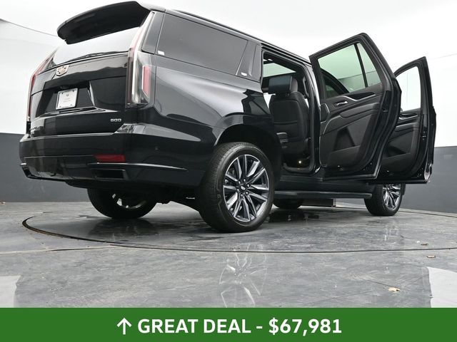Vehicle image 33 of 77
