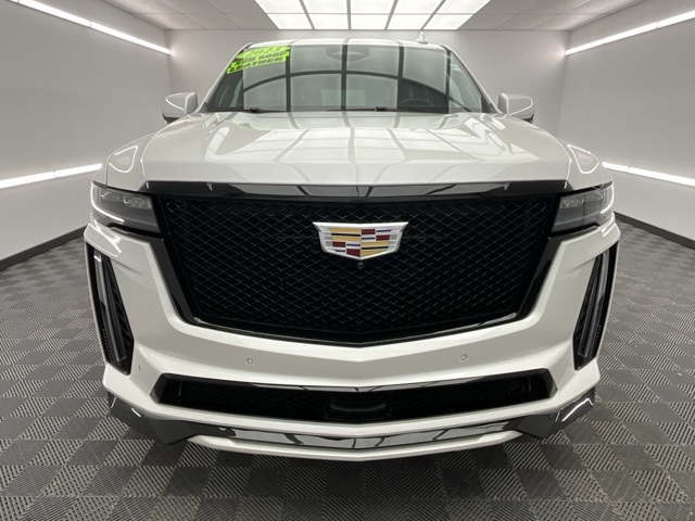 Vehicle image 9 of 33