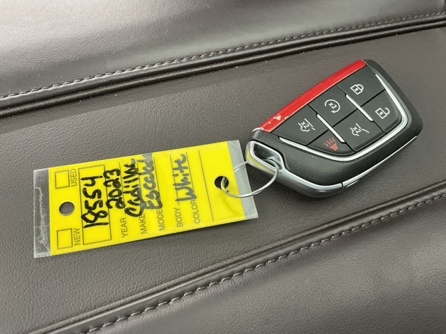 Vehicle image 24 of 33
