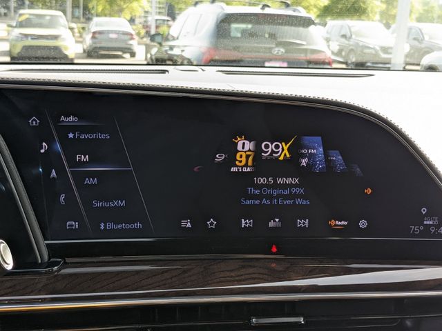 Vehicle image 22 of 26