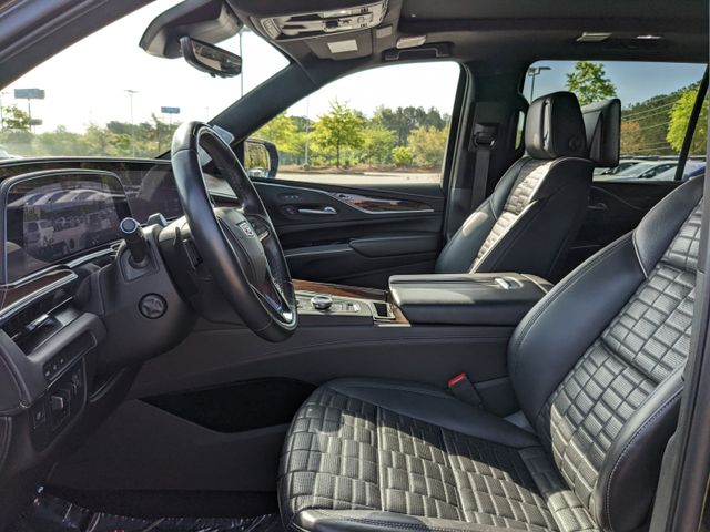Vehicle image 17 of 26