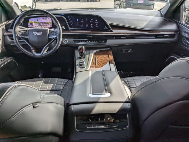 Vehicle image 14 of 26