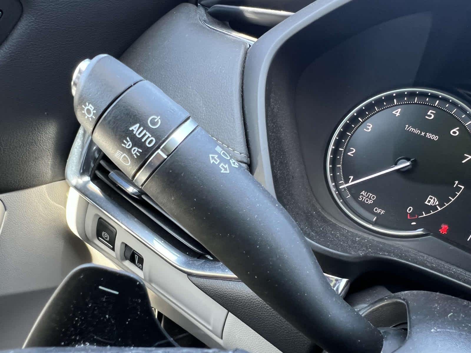 Vehicle image 24 of 30