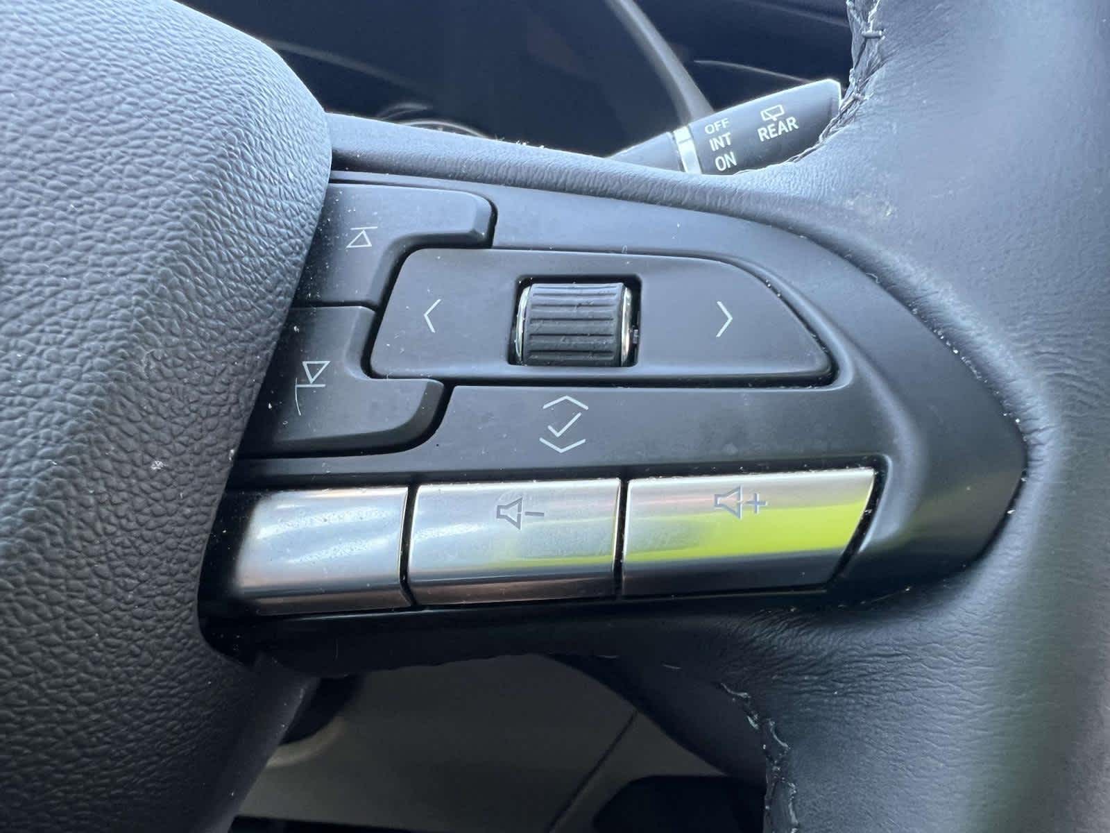 Vehicle image 22 of 30