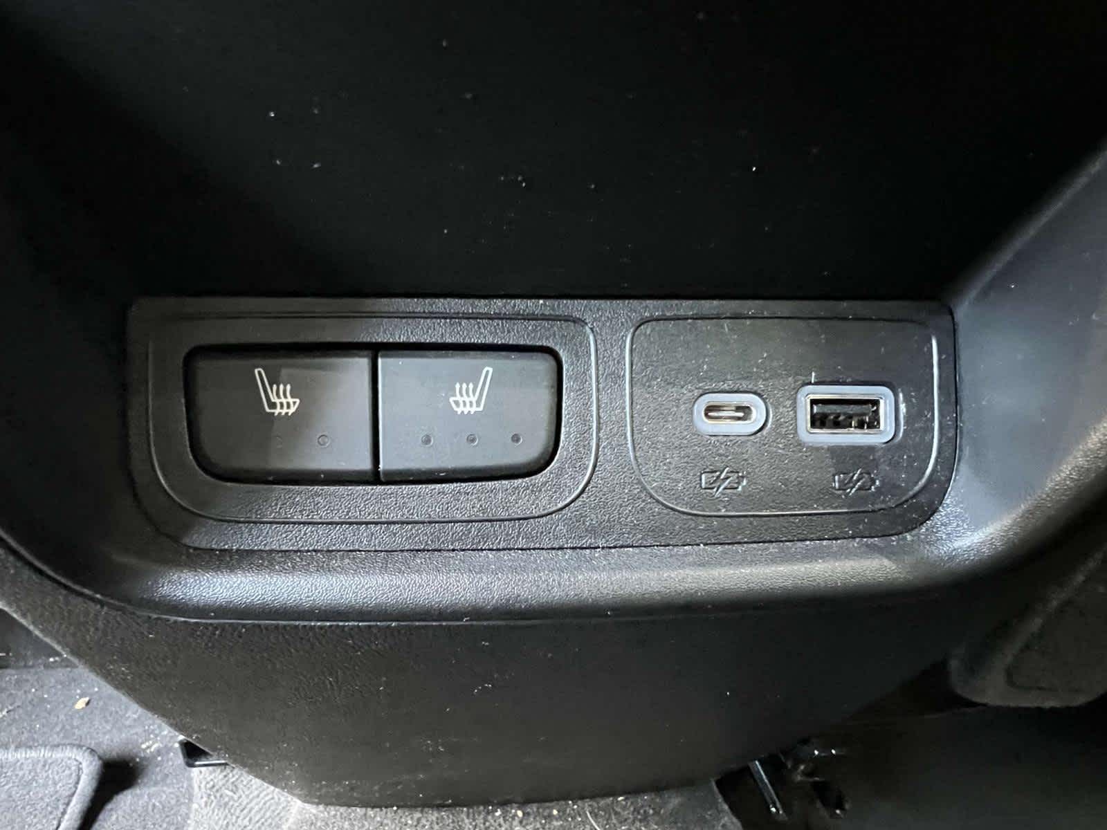 Vehicle image 9 of 30