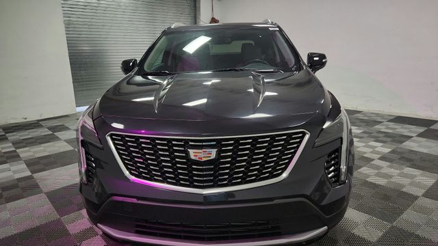 2023 Cadillac XT4 Premium Luxury Image 3 of 26
