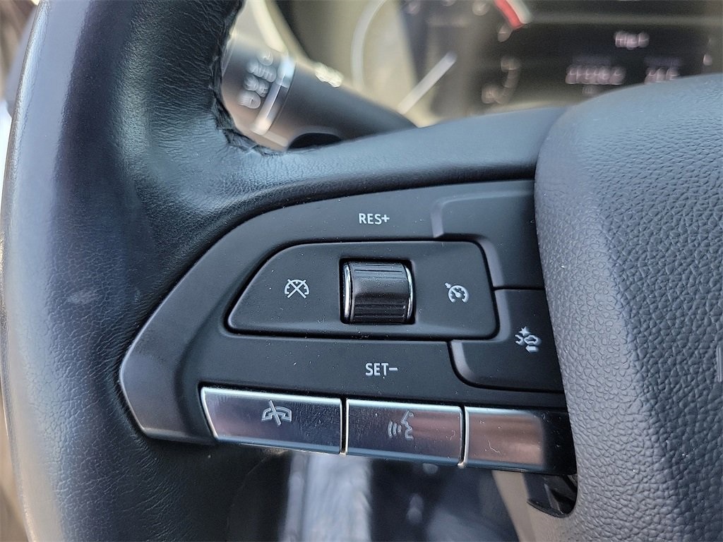 2023 Cadillac XT4 Premium Luxury Image 24 of 31