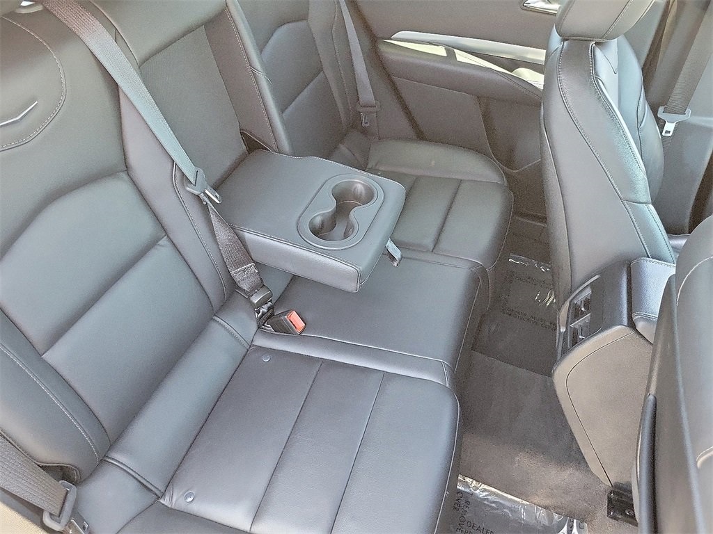 2023 Cadillac XT4 Premium Luxury Image 14 of 31