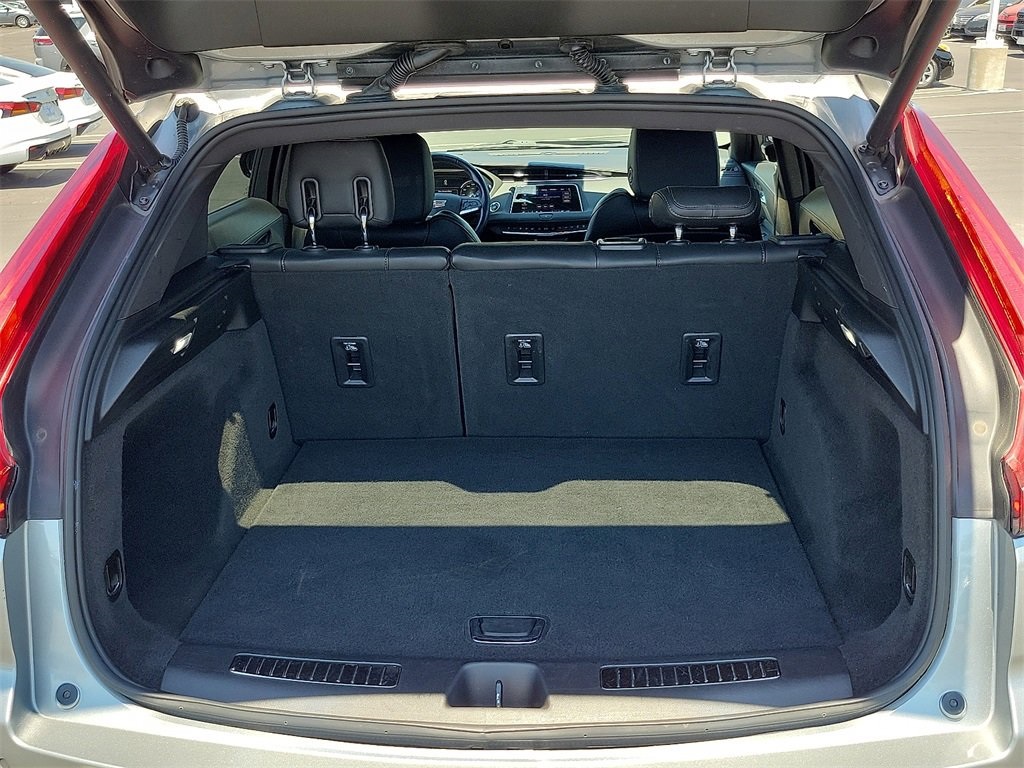 2023 Cadillac XT4 Premium Luxury Image 10 of 31