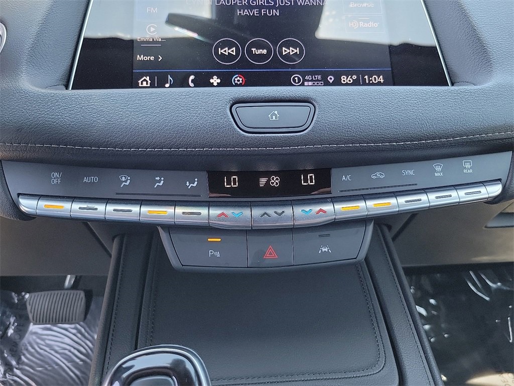 2023 Cadillac XT4 Premium Luxury Image 19 of 31