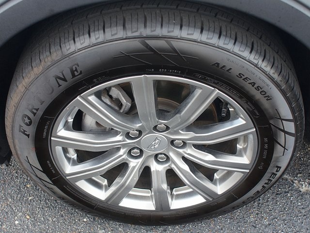 2023 Cadillac XT4 Premium Luxury Image 11 of 27