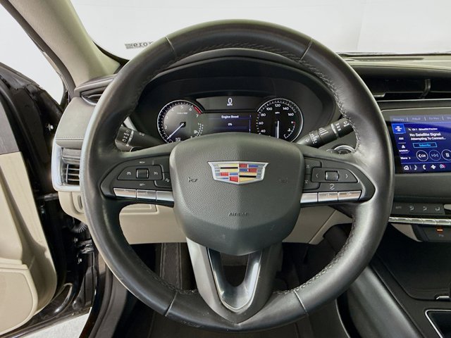 2023 Cadillac XT4 Premium Luxury Image 31 of 32