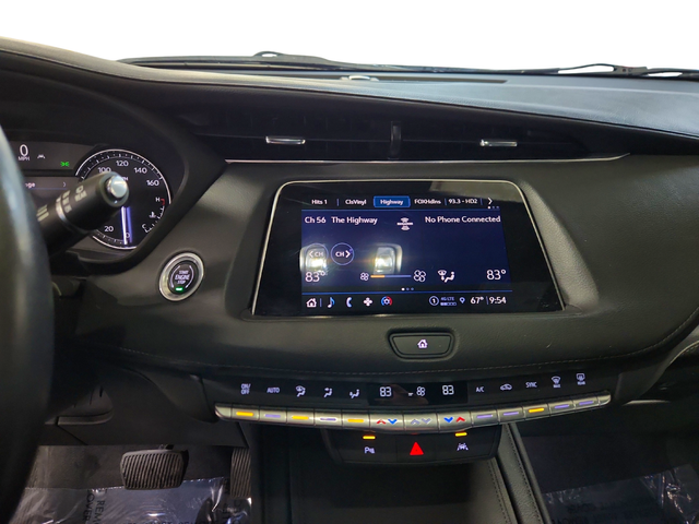 2023 Cadillac XT4 Premium Luxury Image 20 of 25