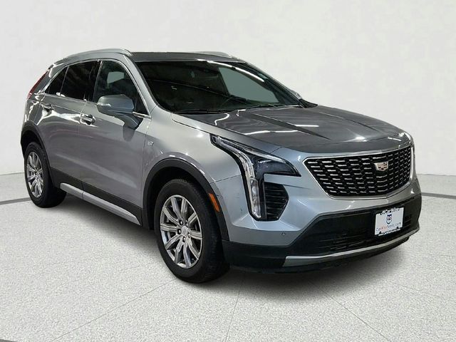 2023 Cadillac XT4 Premium Luxury Image 3 of 25