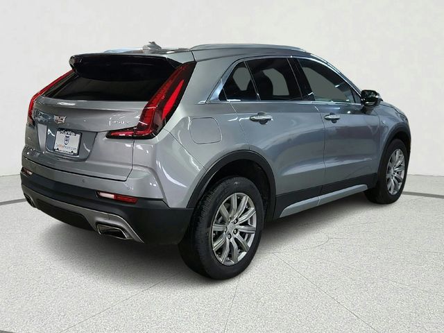 2023 Cadillac XT4 Premium Luxury Image 4 of 25
